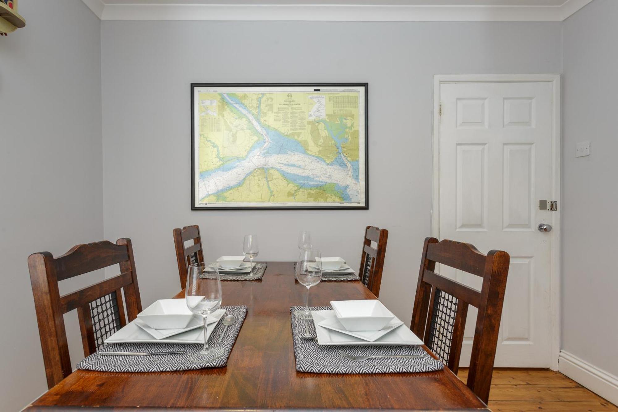 Percy Terrace - Charming 2 Bedroom Town House Portsmouth Exterior photo